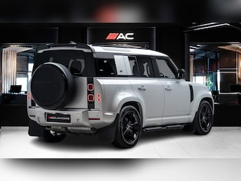 Used Land Rover Defender 2024 for sale - 79407577: Photo