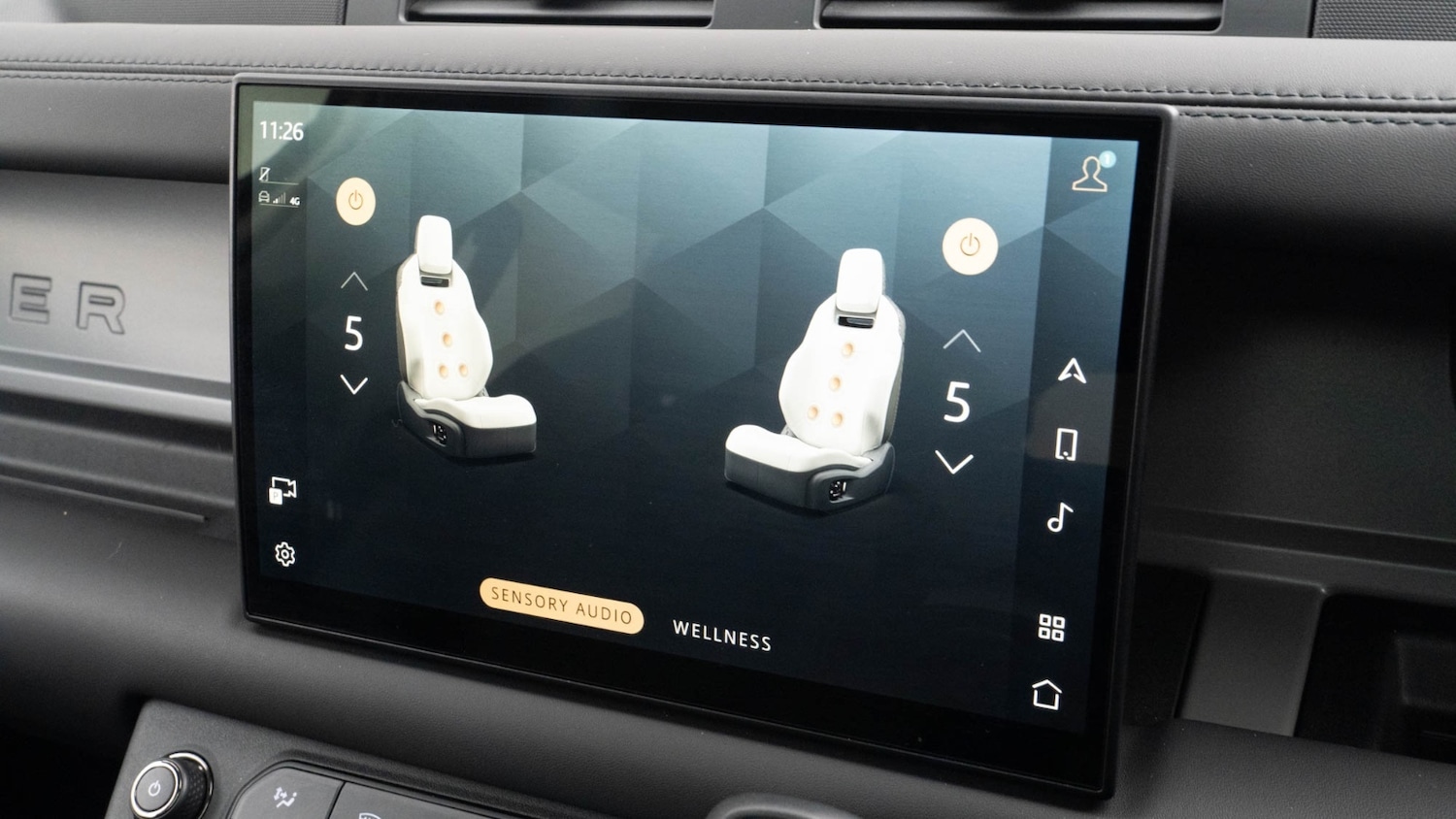 Used Land Rover Defender 2025 for sale - 77877539: Photo 21