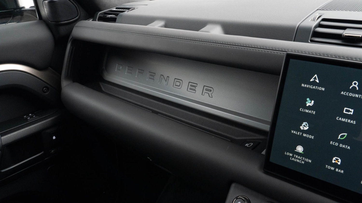 Used Land Rover Defender 2025 for sale - 77877539: Photo 24