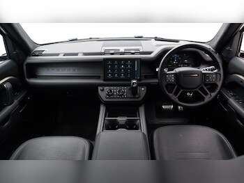 Used Land Rover Defender 2025 for sale - 77877539: Photo
