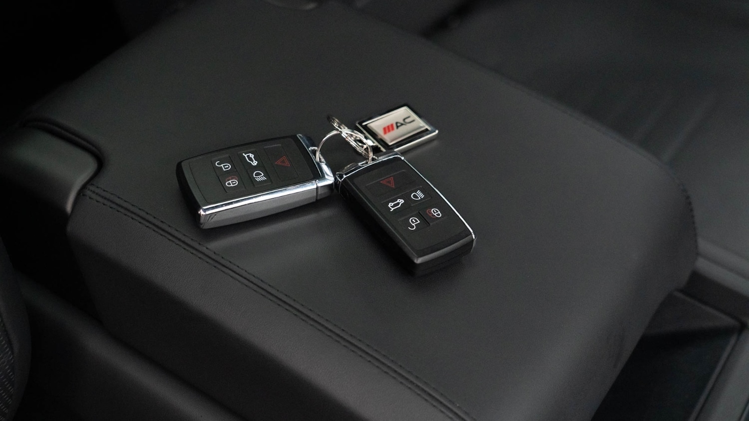 Used Land Rover Defender 2025 for sale - 77877539: Photo 31