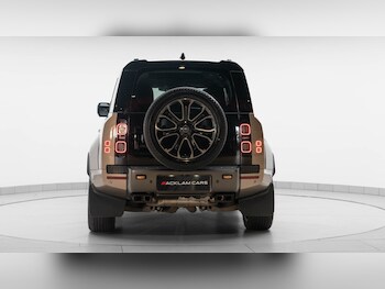 Used Land Rover Defender 2025 for sale - 77877539: Photo