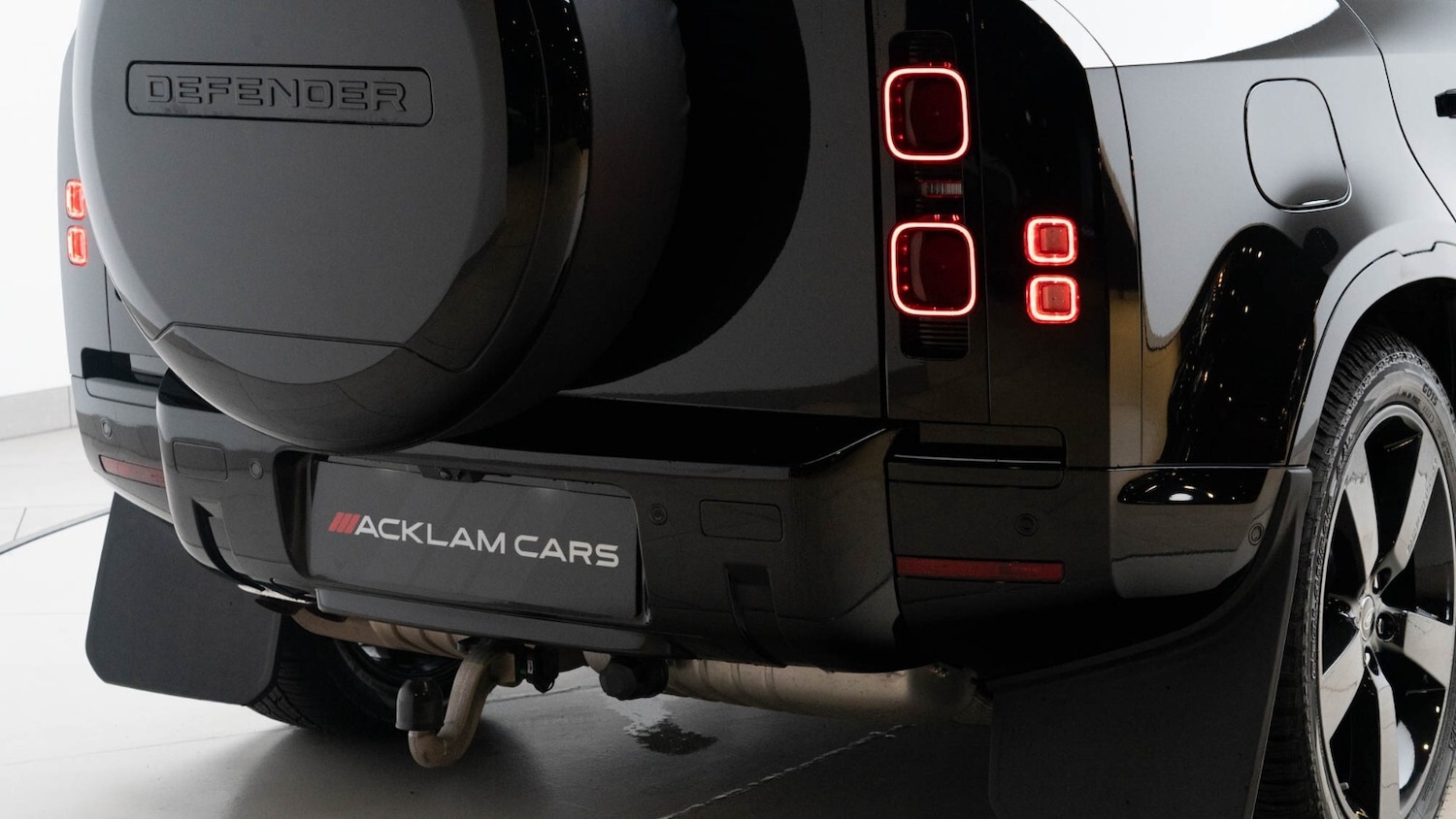 Used Land Rover Defender 2025 for sale - 76664527: Photo 11