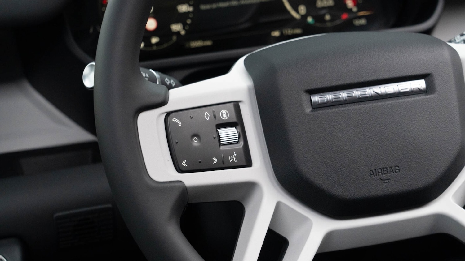 Used Land Rover Defender 2025 for sale - 76664527: Photo 26