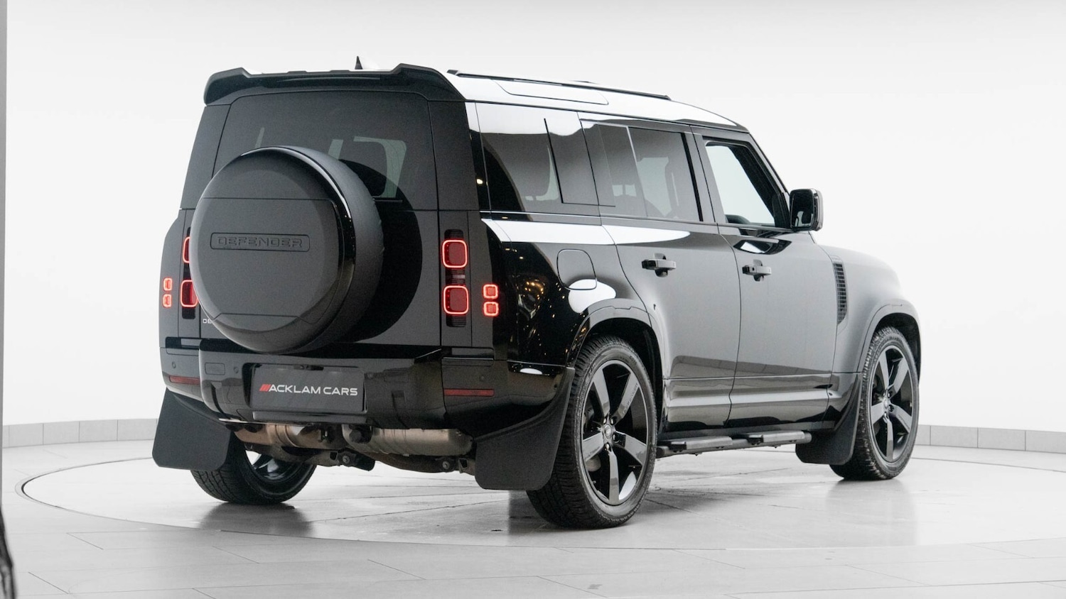 Used Land Rover Defender 2025 for sale - 76664527: Photo 5