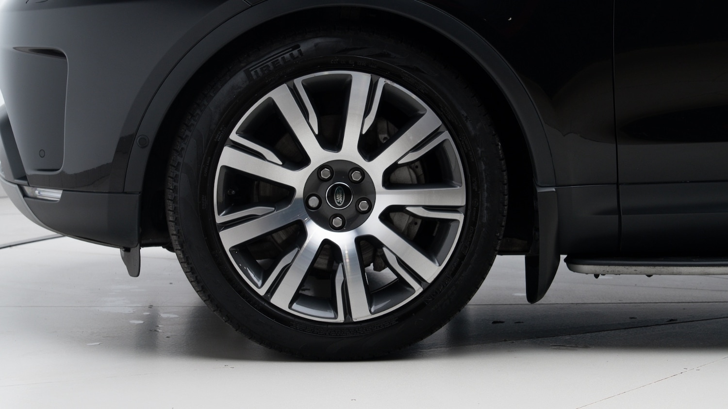 Used Land Rover Discovery 2019 for sale - 76888862: Photo 10