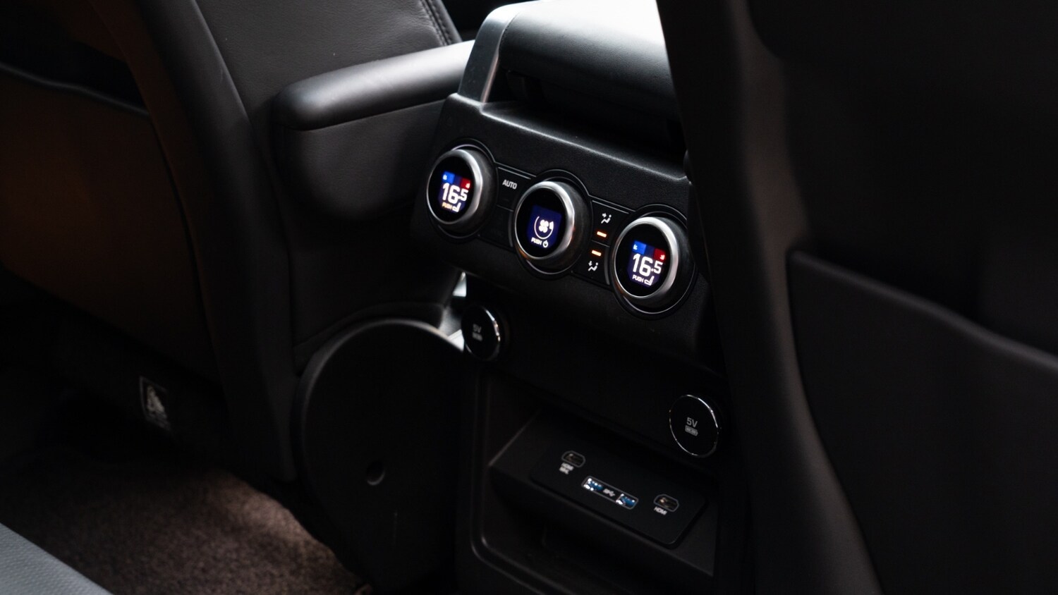 Used Land Rover Discovery 2019 for sale - 76888862: Photo 19