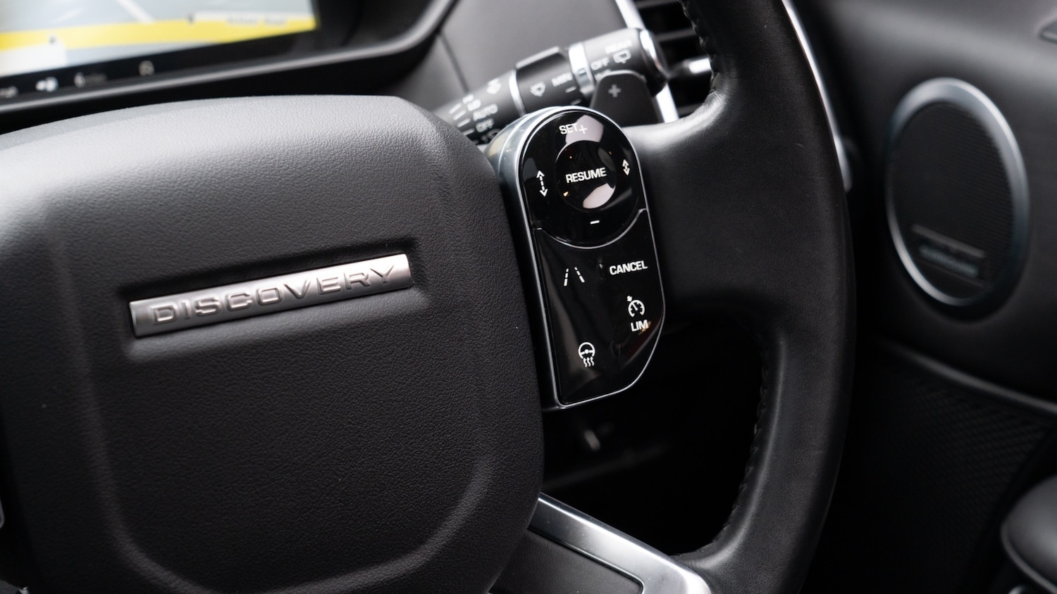 Used Land Rover Discovery 2019 for sale - 76888862: Photo 24