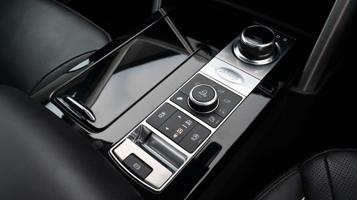 Used Land Rover Discovery 2019 for sale - 76888862: Photo 26