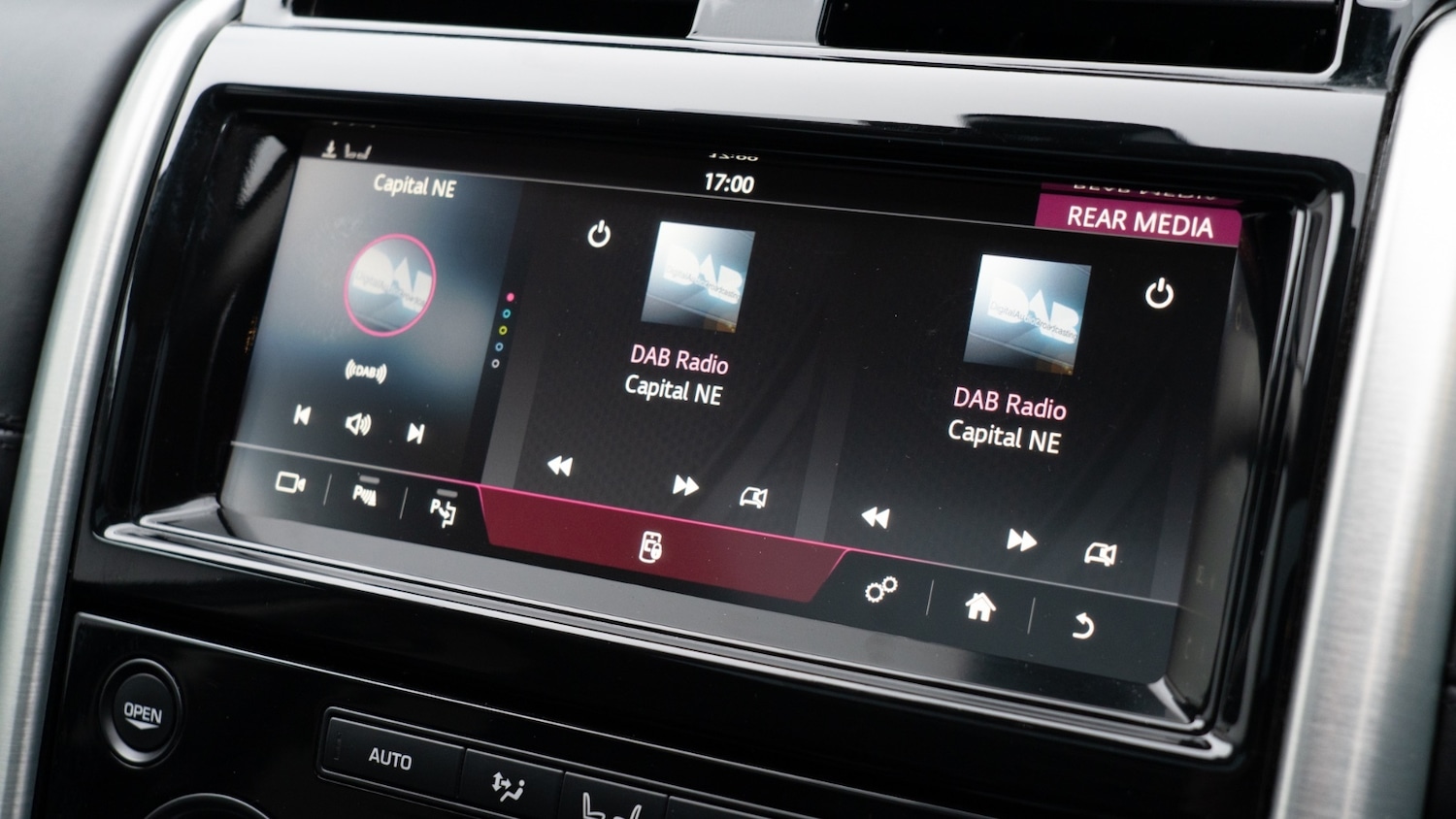 Used Land Rover Discovery 2019 for sale - 76888862: Photo 31