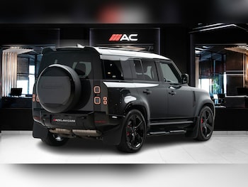 Used Land Rover Defender 2026 for sale - 79605490: Photo