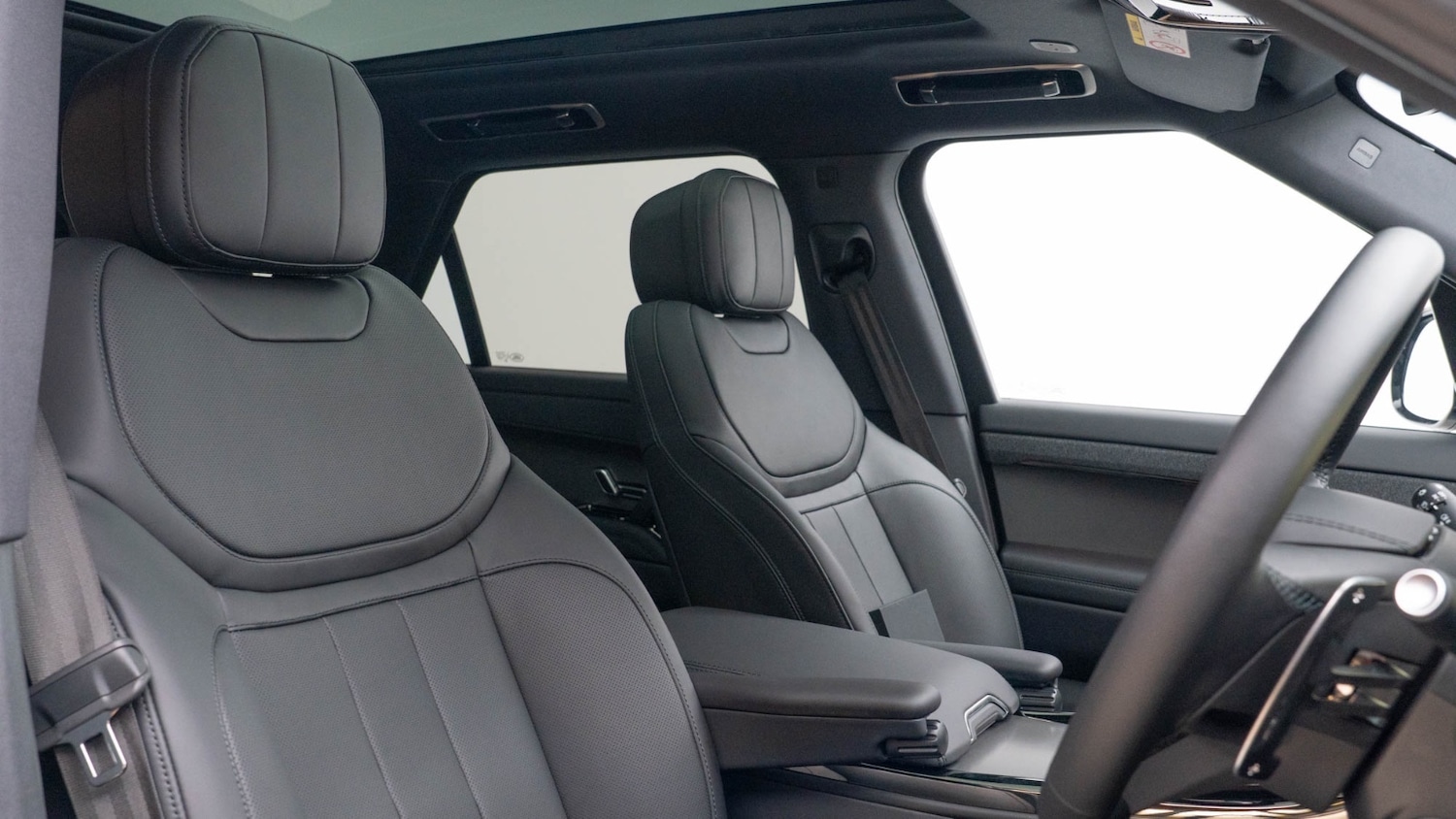 Used Land Rover Range Rover Sport 2025 for sale - 76704361: Photo 3