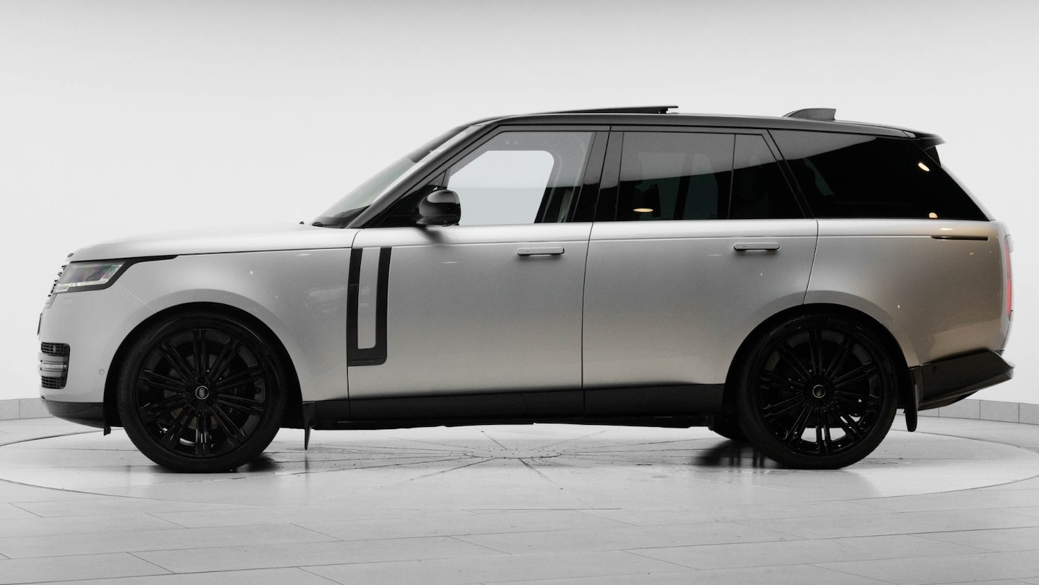 Used Land Rover Range Rover 2022 for sale - 76586925: Photo 4