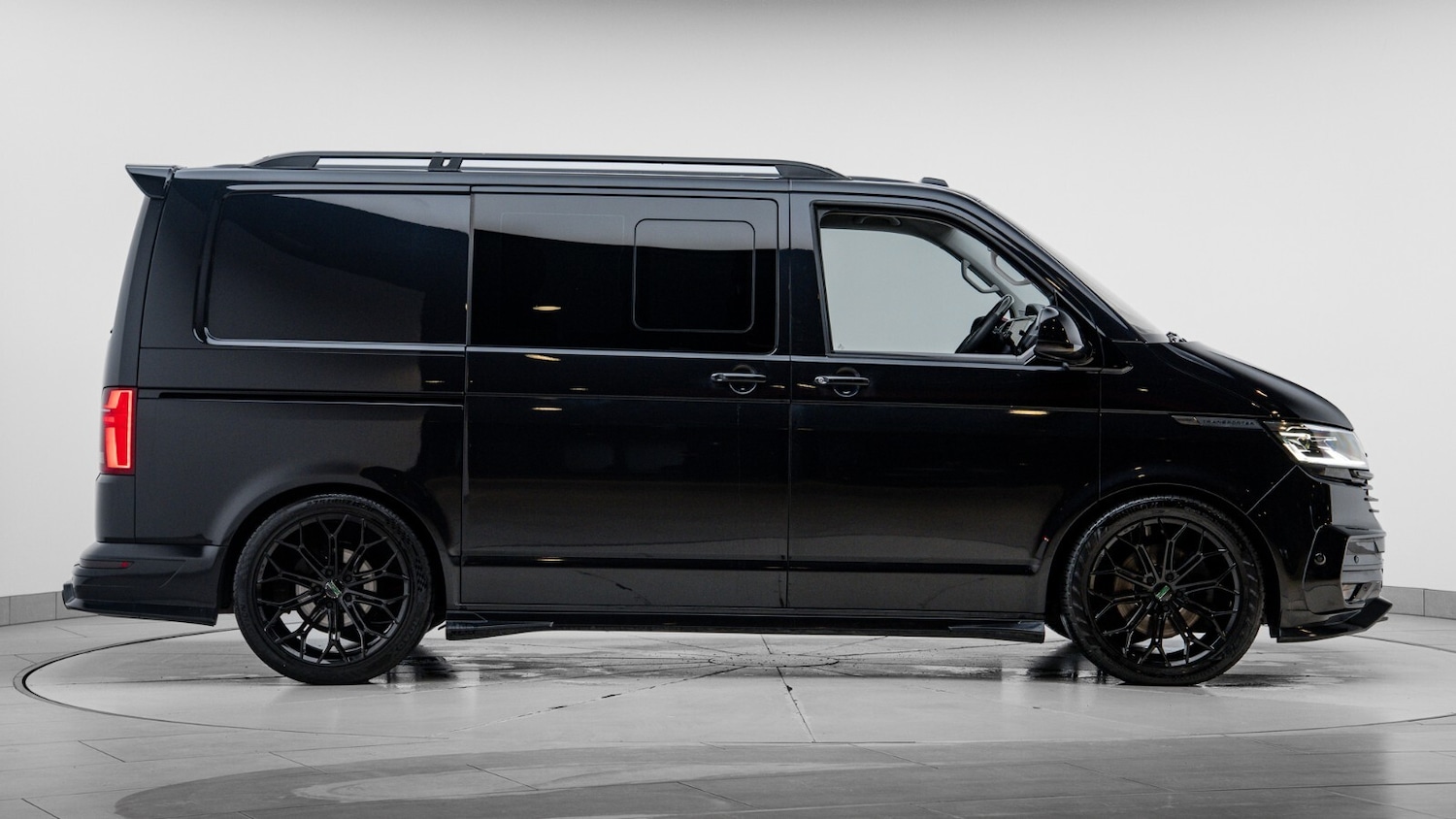 Used Volkswagen Transporter 2021 for sale - 76766261: Photo 8