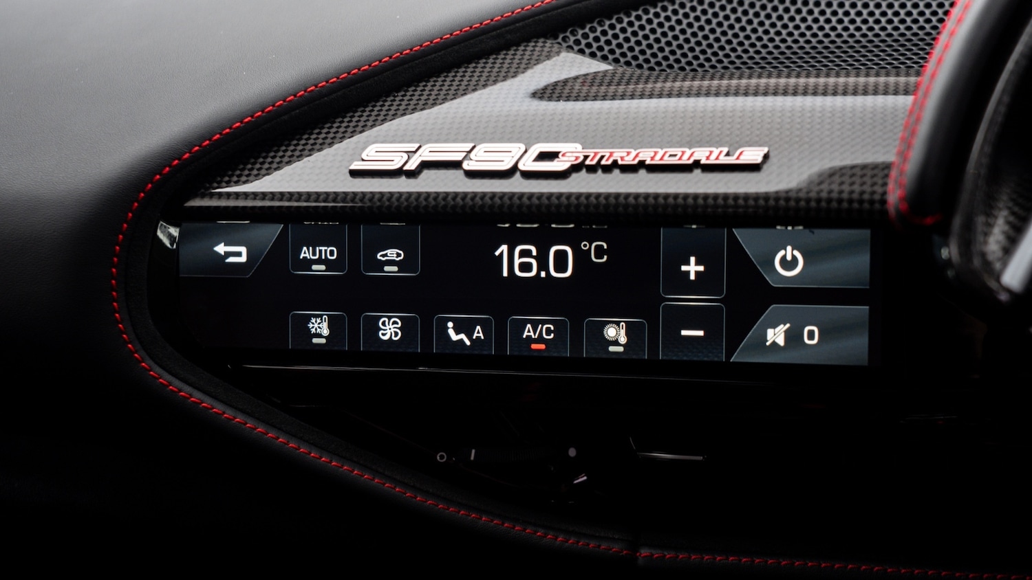 Used Ferrari SF90 Assetto Fiorano 2021 for sale - 77333089: Photo 29