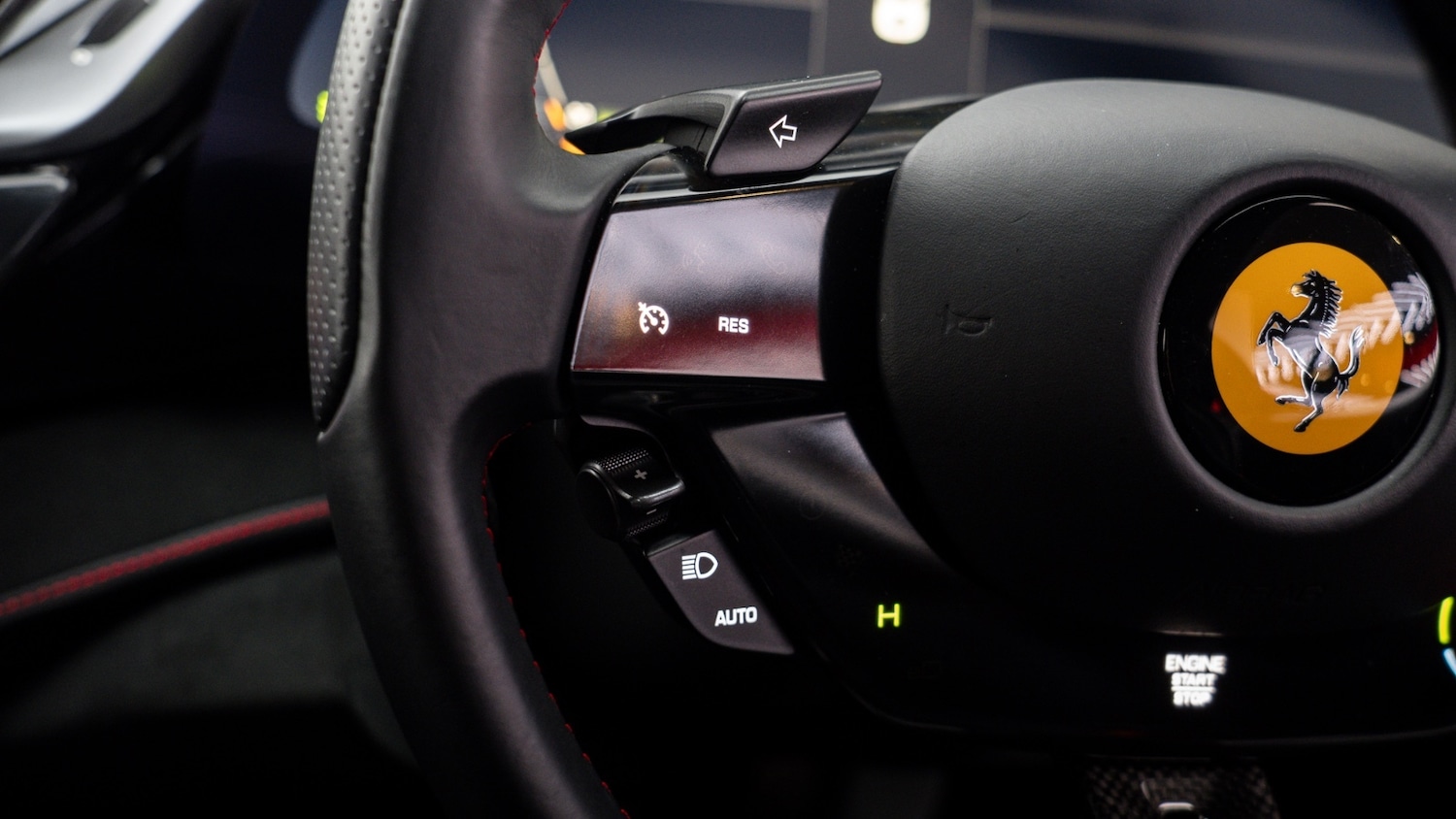 Used Ferrari SF90 Assetto Fiorano 2021 for sale - 77333089: Photo 32