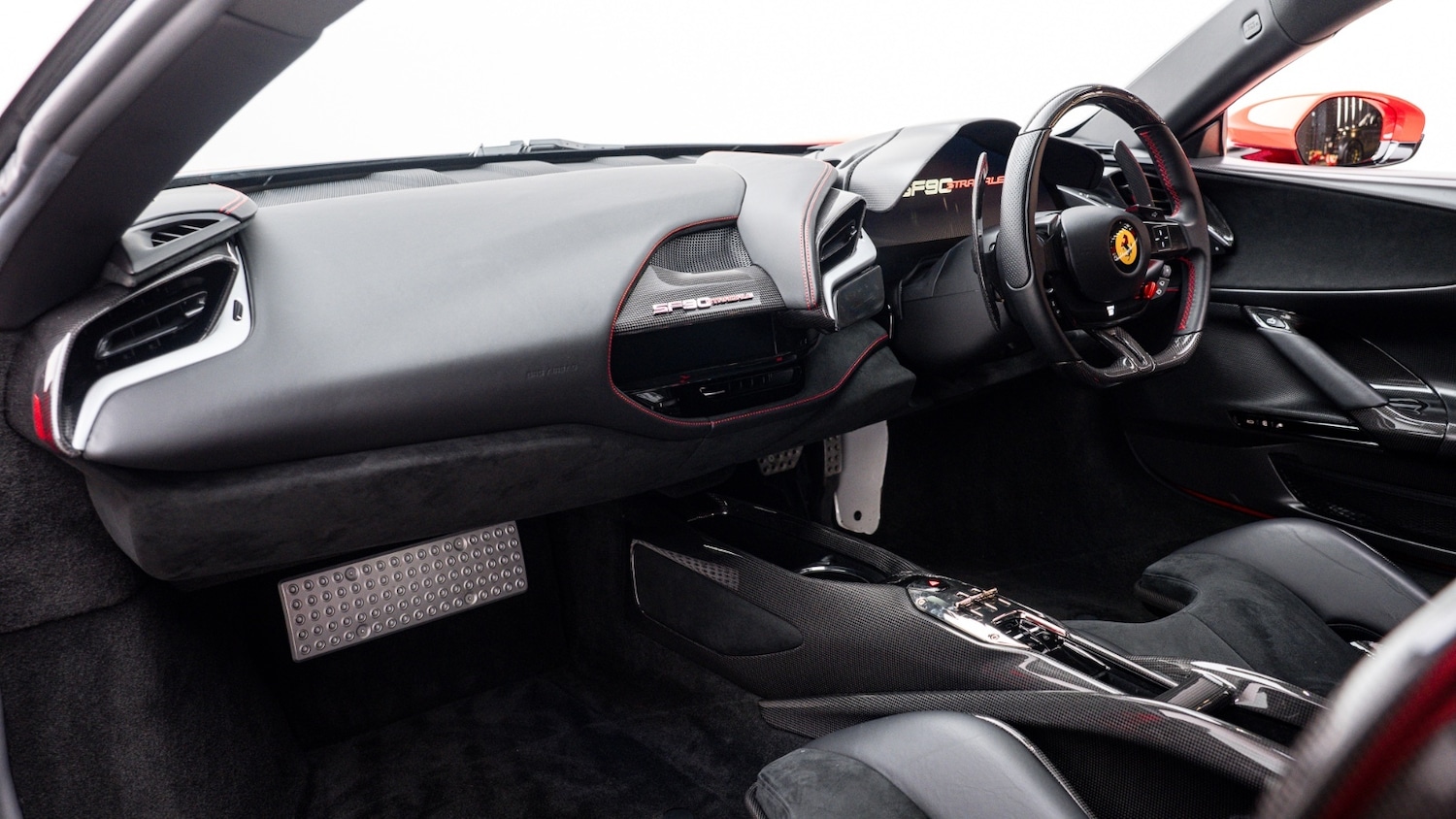 Used Ferrari SF90 Assetto Fiorano 2021 for sale - 77333089: Photo 40