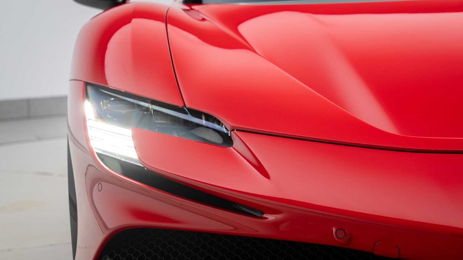 Used Ferrari SF90 Assetto Fiorano 2021 for sale - 77333089: Photo 45