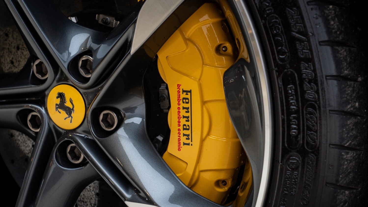 Used Ferrari SF90 Assetto Fiorano 2021 for sale - 77333089: Photo 49