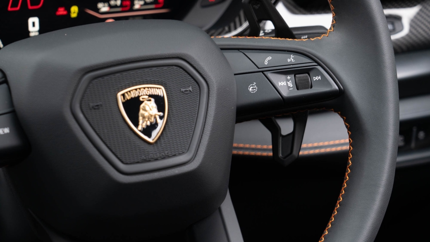 Used Lamborghini Urus 2025 for sale - 77640713: Photo 24