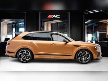 Used Bentley Bentayga 2024 for sale - 79852649: Photo