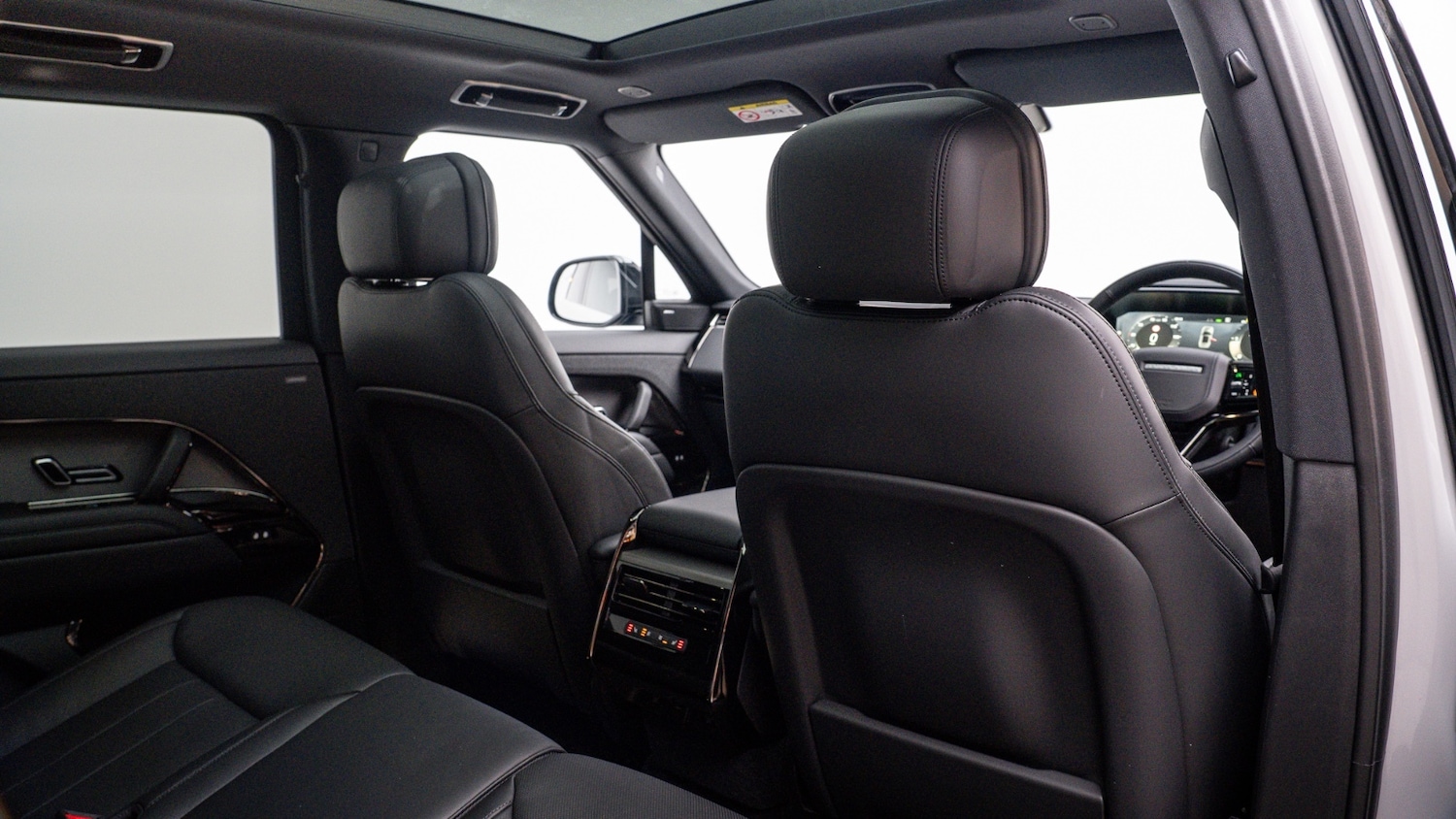 Used Land Rover Range Rover Sport 2025 for sale - 77111572: Photo 9