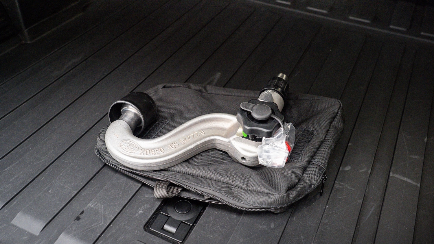 Used Land Rover Defender 2023 for sale - 76921711: Photo 4