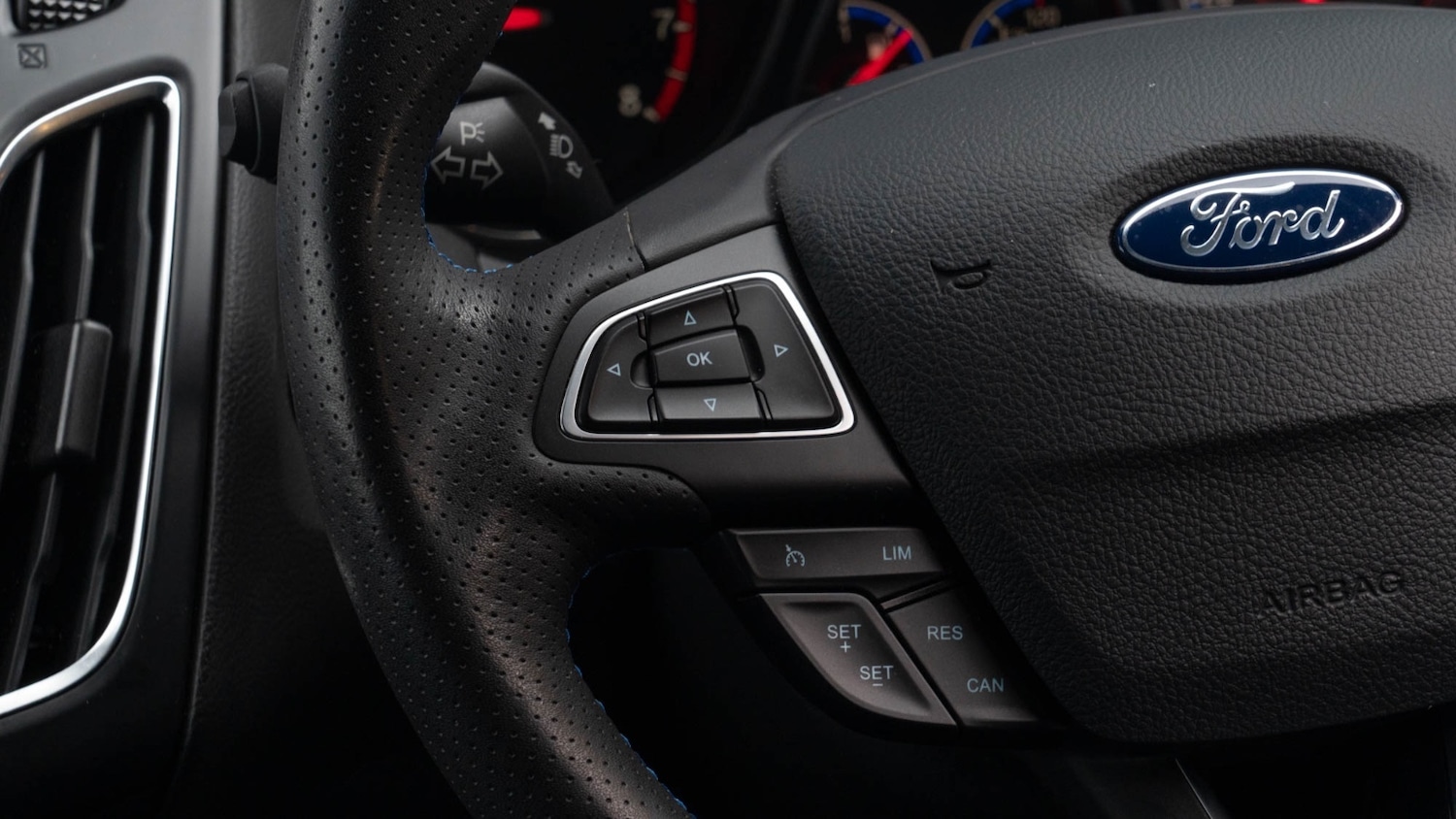 Used Ford Focus 2017 for sale - 76033691: Photo 19