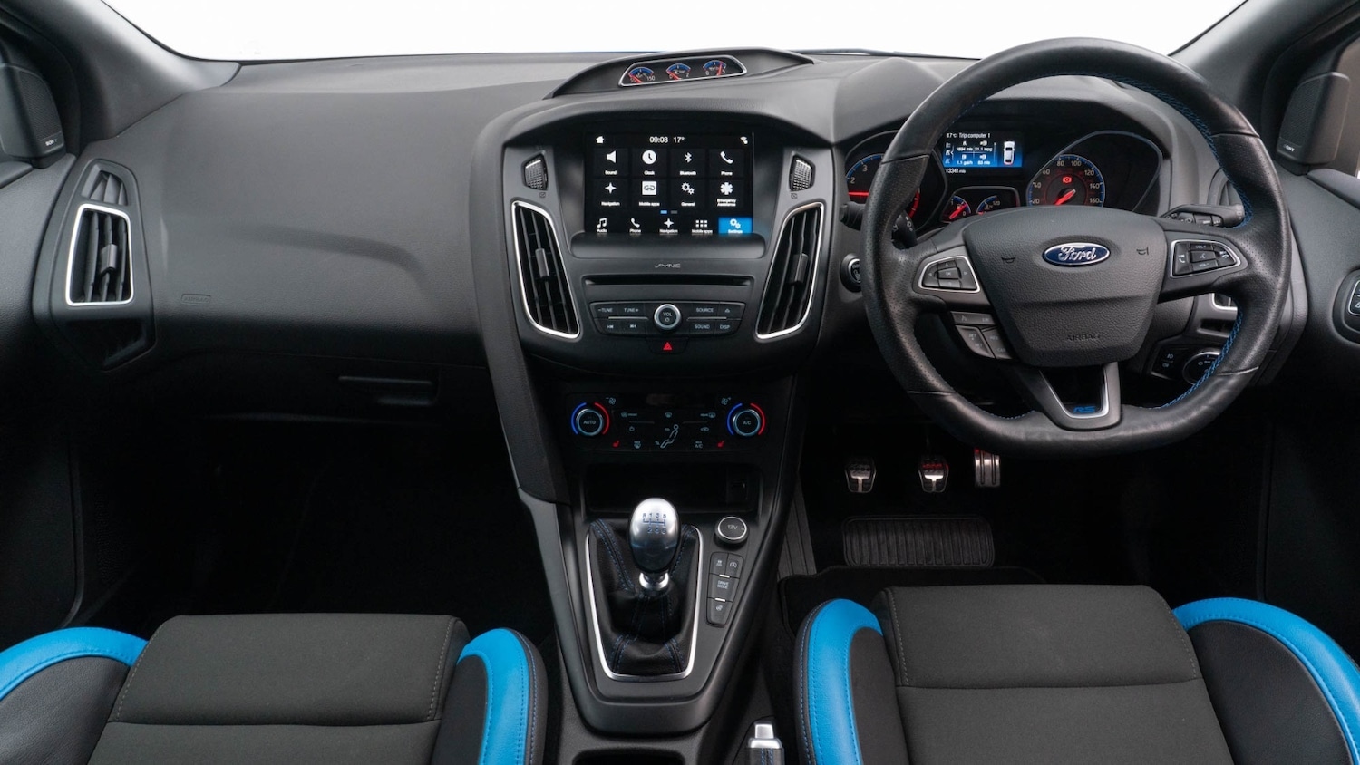 Used Ford Focus 2017 for sale - 76033691: Photo 2