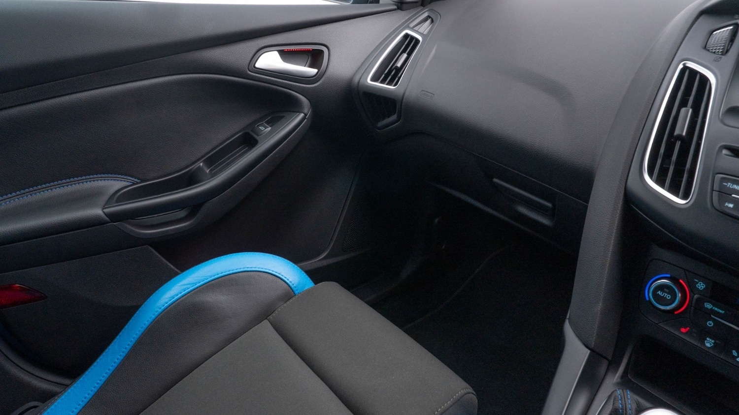 Used Ford Focus 2017 for sale - 76033691: Photo 28