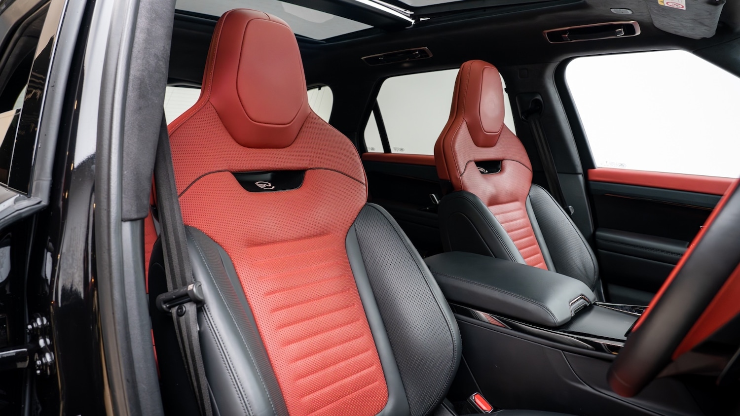 Used Land Rover Range Rover Sport 2024 for sale - 76834858: Photo 3