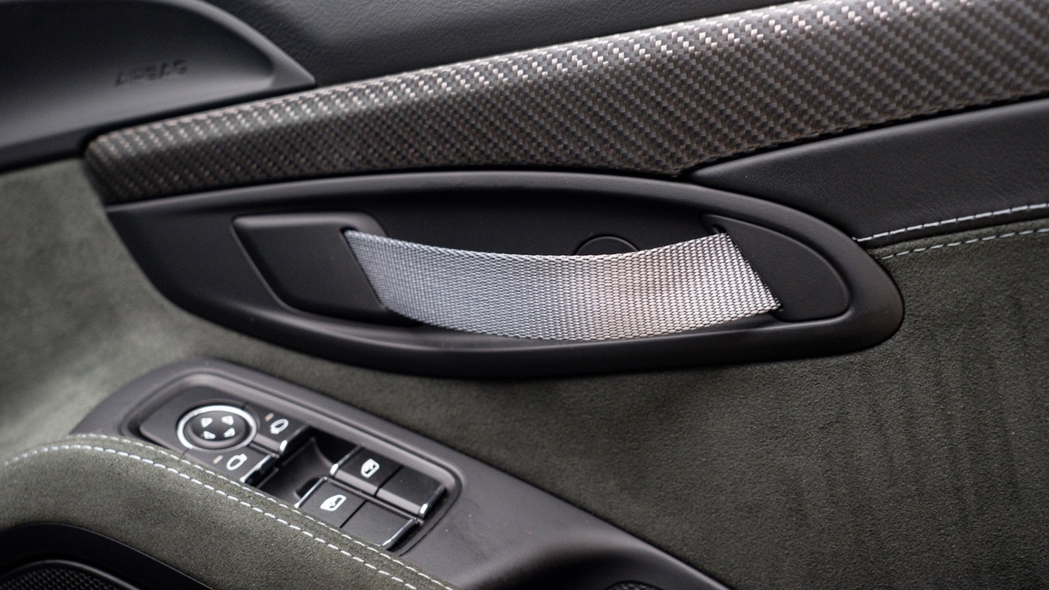 Used Porsche Other 2024 for sale - 77079177: Photo 17