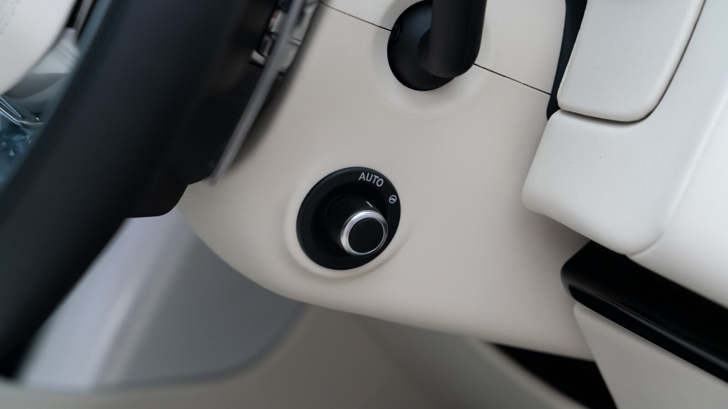 Used Land Rover Range Rover 2025 for sale - 76410540: Photo 13