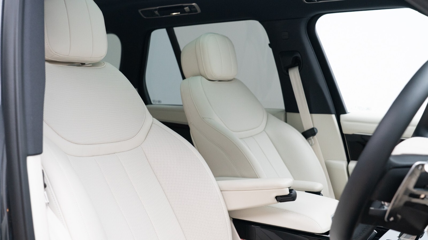 Used Land Rover Range Rover 2025 for sale - 76410540: Photo 3