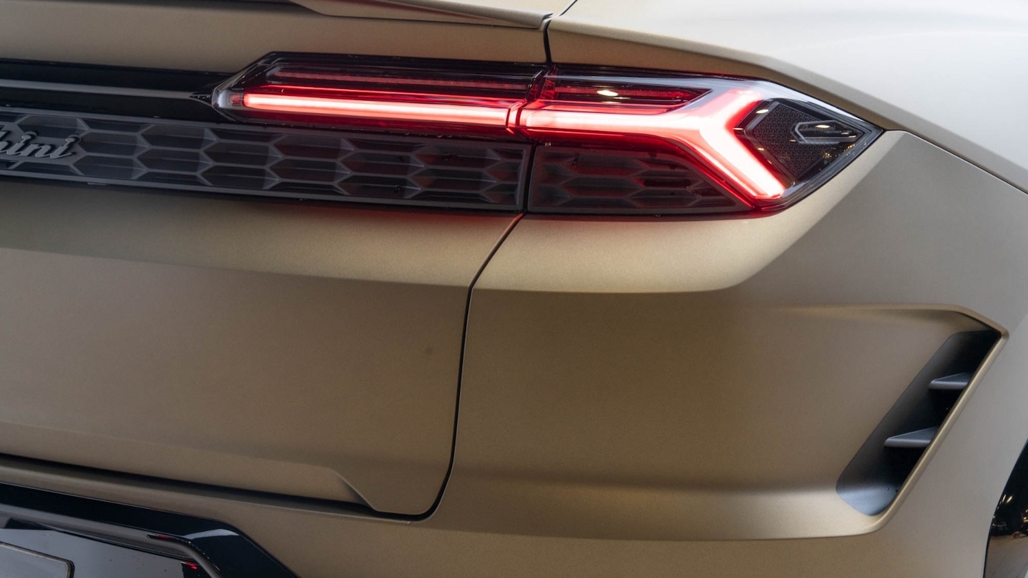 Used Lamborghini Urus 2025 for sale - 76161535: Photo 13