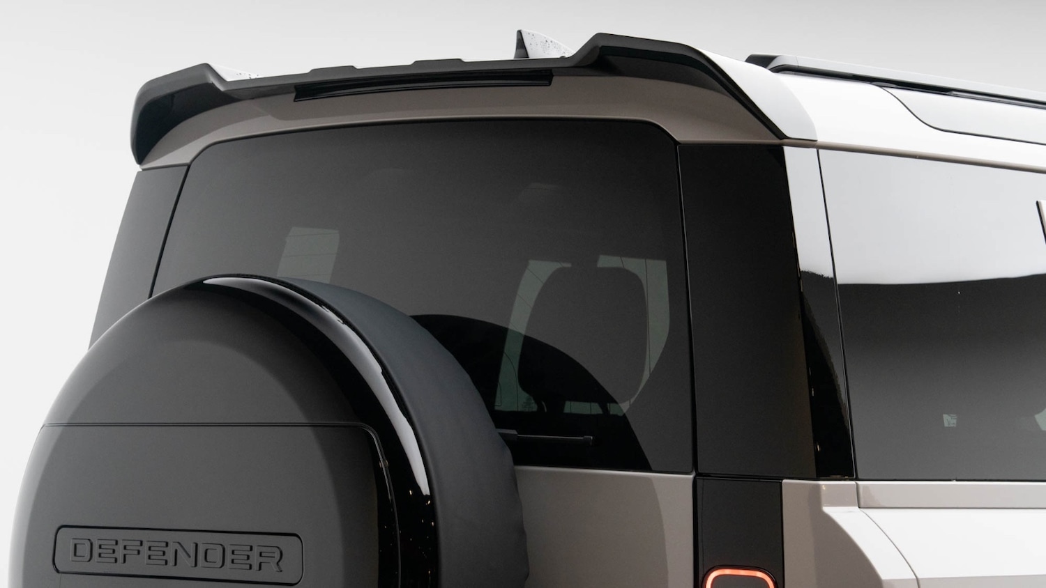 Used Land Rover Defender 2025 for sale - 76696540: Photo 13