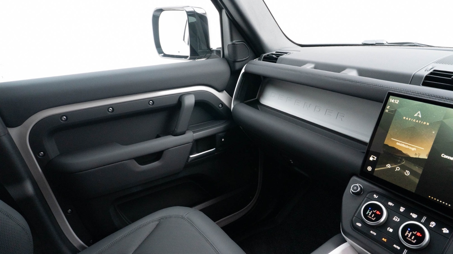 Used Land Rover Defender 2025 for sale - 76696540: Photo 28