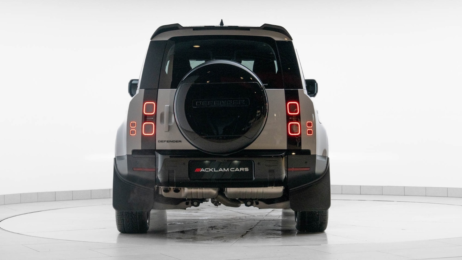 Used Land Rover Defender 2025 for sale - 76696540: Photo 5