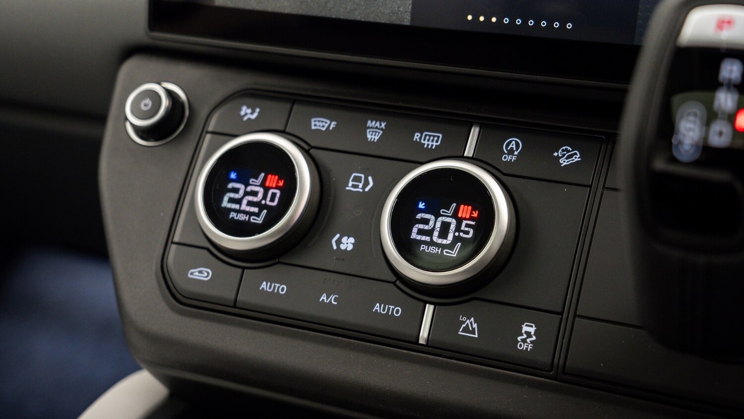 Used Land Rover Defender 110 2026 for sale - 78009096: Photo 31