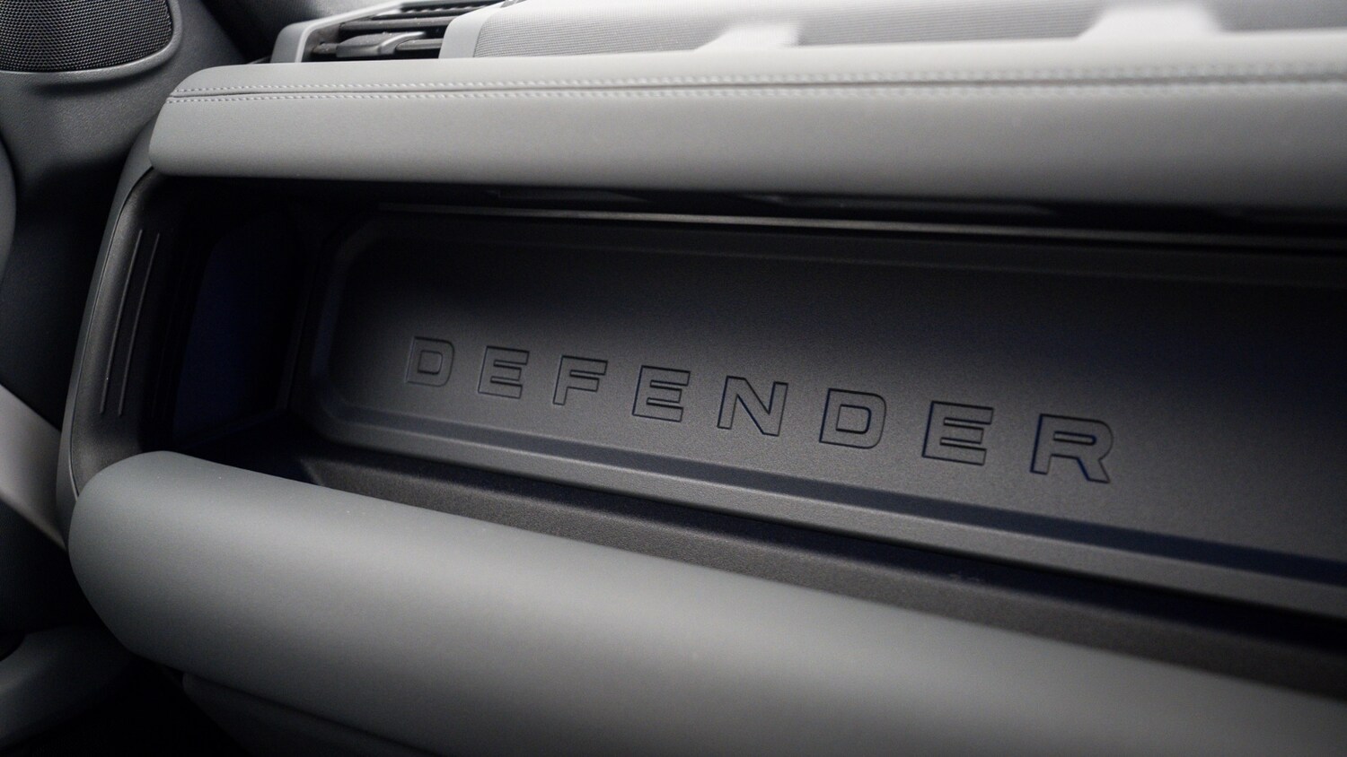 Used Land Rover Defender 110 2026 for sale - 78009096: Photo 33