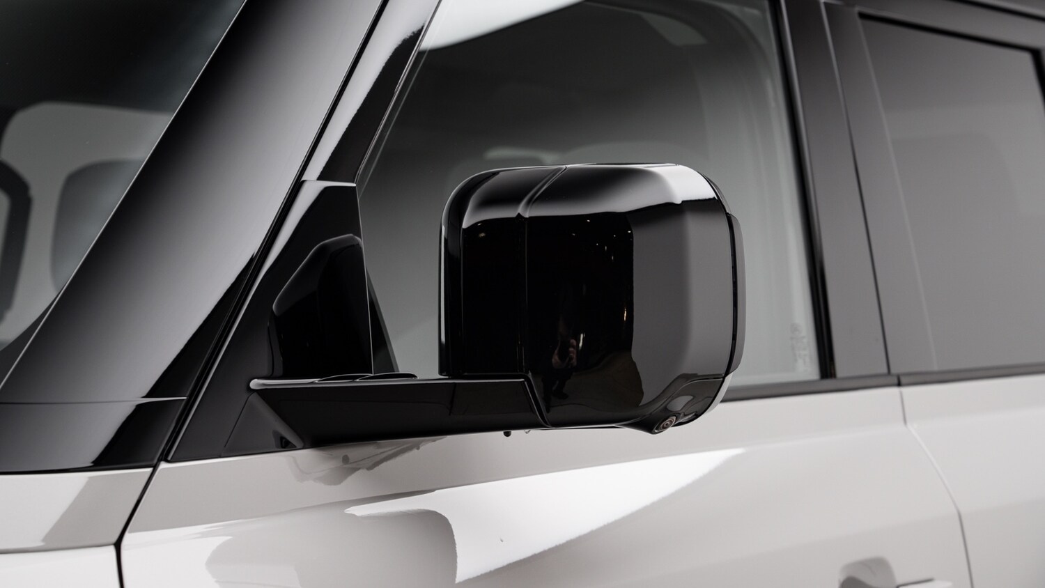 Used Land Rover Defender 110 2026 for sale - 78009096: Photo 39