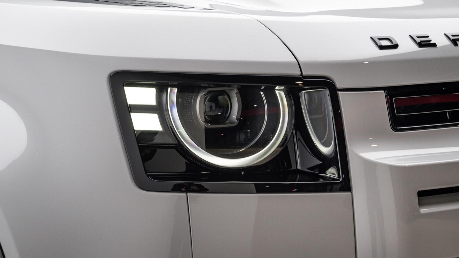 Used Land Rover Defender 110 2026 for sale - 78009096: Photo 42