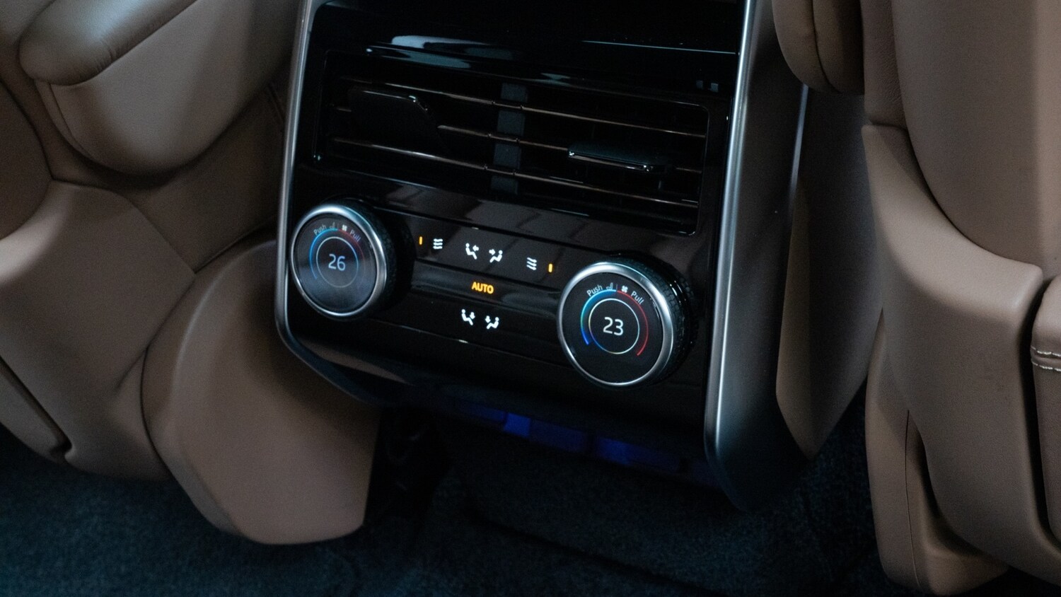 Used Rolls-Royce Cullinan 2024 for sale - 77660350: Photo 22