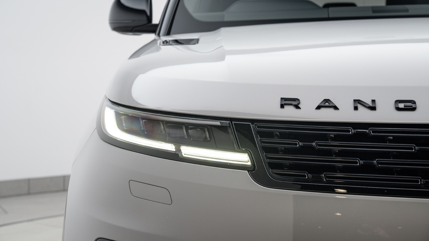 Used Land Rover Range Rover Sport 2024 for sale - 77592155: Photo 34