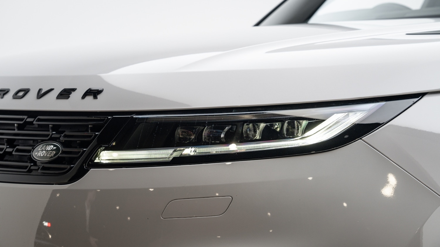 Used Land Rover Range Rover Sport 2024 for sale - 77592155: Photo 40