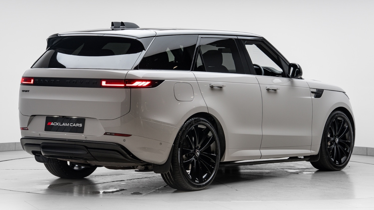 Used Land Rover Range Rover Sport 2024 for sale - 77592155: Photo 5