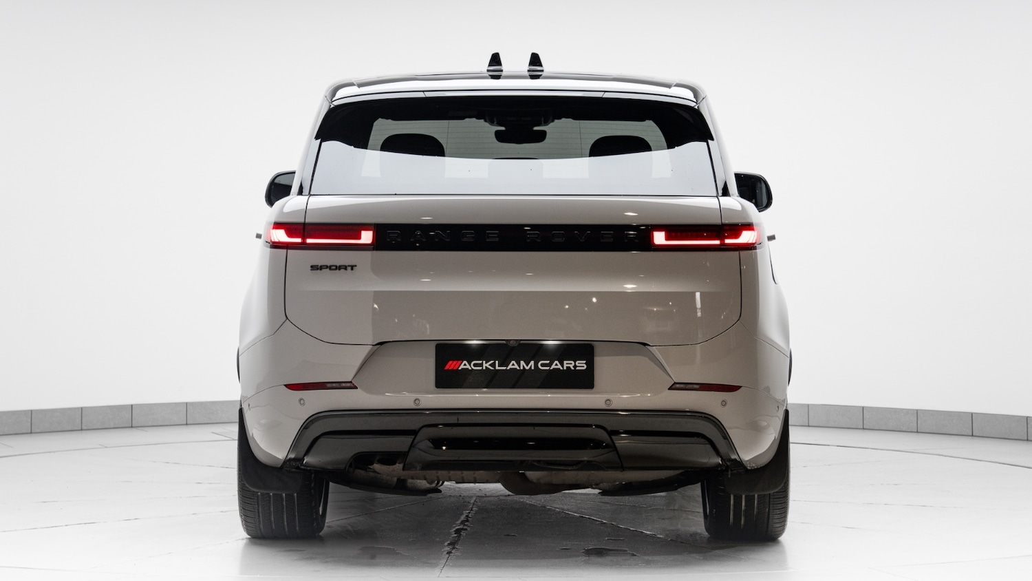 Used Land Rover Range Rover Sport 2024 for sale - 77592155: Photo 6