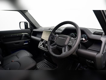 Used Land Rover Defender 2026 for sale - 78343961: Photo