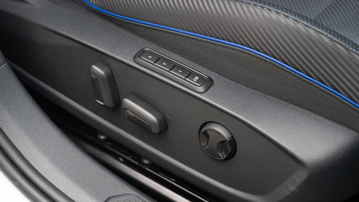 Used Volkswagen Golf 2023 for sale - 76933293: Photo 14