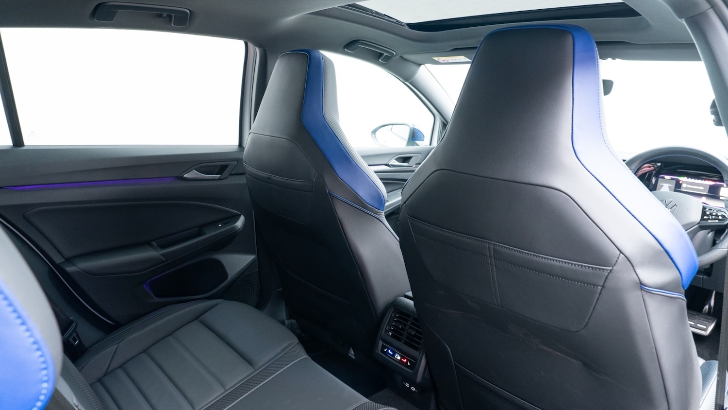 Used Volkswagen Golf 2023 for sale - 76933293: Photo 15